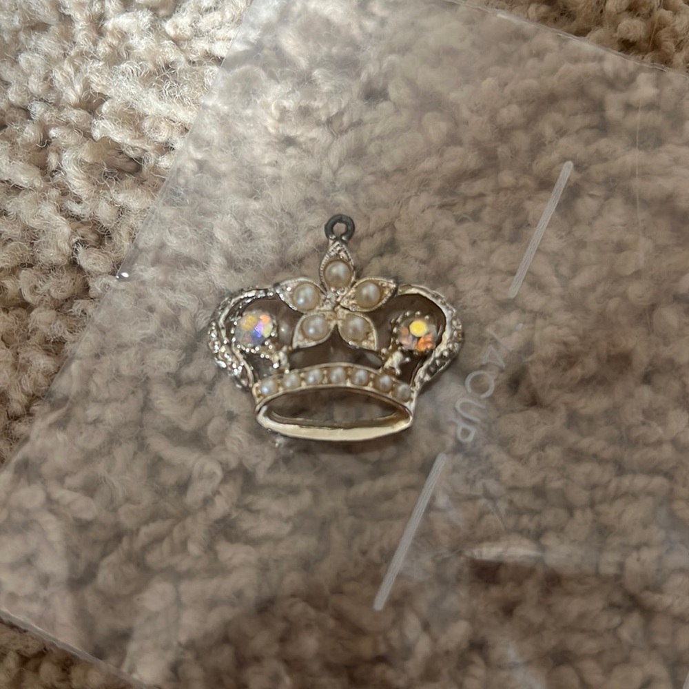 Crown Pendant